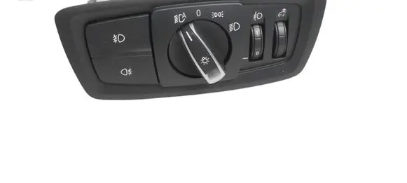 BMW 1 F20 F21 Light switch 6847526 305496762120E