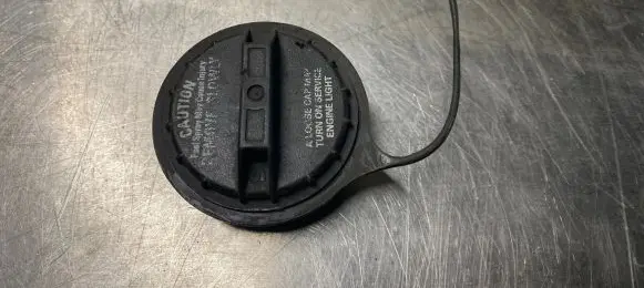 Volvo XC70 Fuel tank filler cap 