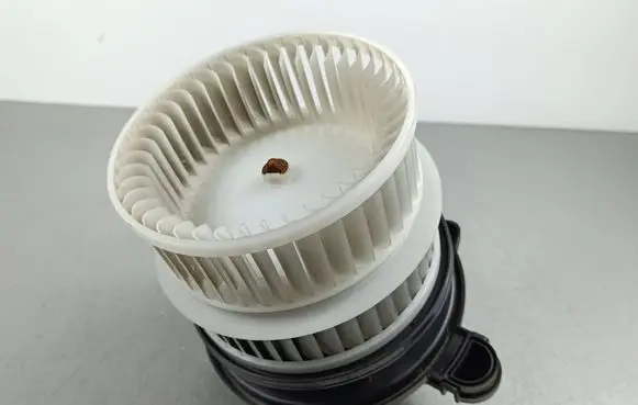 Heater fan/blower