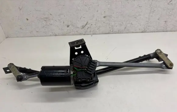 Audi Cabriolet B3 8G Front wiper linkage and motor 0390241106