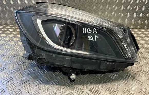Mercedes-Benz A W176 Headlight/headlamp A1768203061