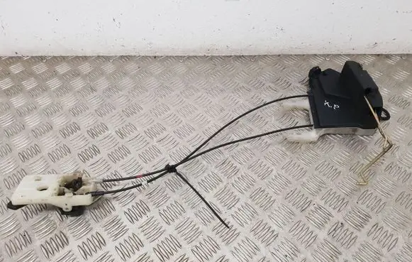 Hyundai Tucson LM Front door lock