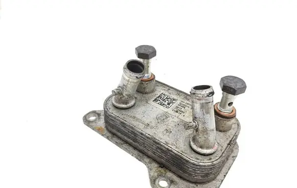 Maserati Ghibli Power steering radiator 06700316180 010914 49239