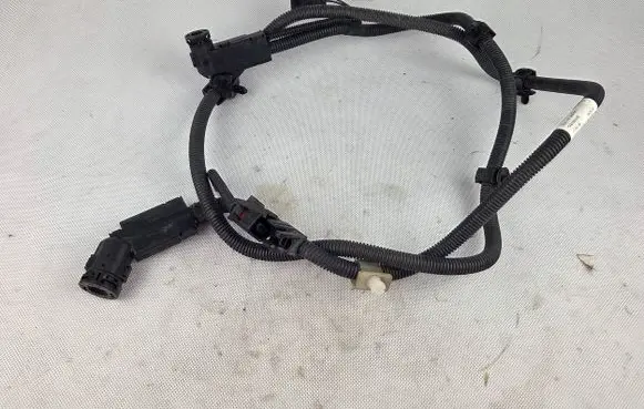 Volkswagen PASSAT B8 AdBlue supply pipe 3q0131983M