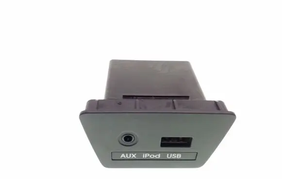 Hyundai ix35 AUX in-socket connector 961102S000
