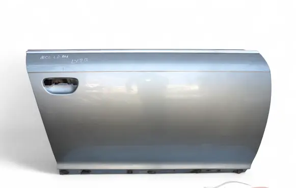 Audi A6 S6 C6 4F Front door