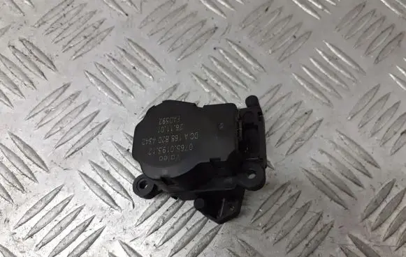 Mercedes-Benz A W168 A/C air flow flap actuator/motor A1688204342
