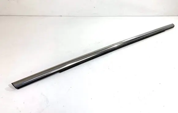 Ford Kuga II Loading door glass trim molding 