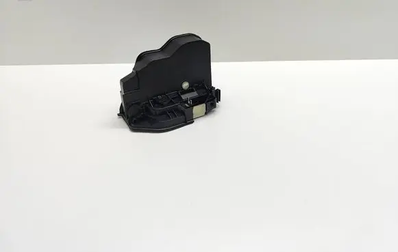 BMW 5 F10 F11 Front door lock 7167074 51217167074