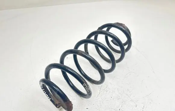 Toyota Yaris Rear coil spring