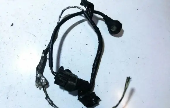 Ford Mondeo Mk III Detonation knock sensor 1s7a12a699ba 1072085c