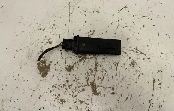 BMW X3 F25 Tire pressure sensor 6857938 685793801