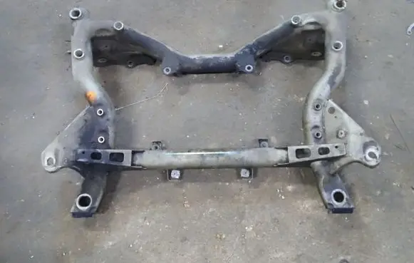 Mercedes-Benz E W212 Front subframe