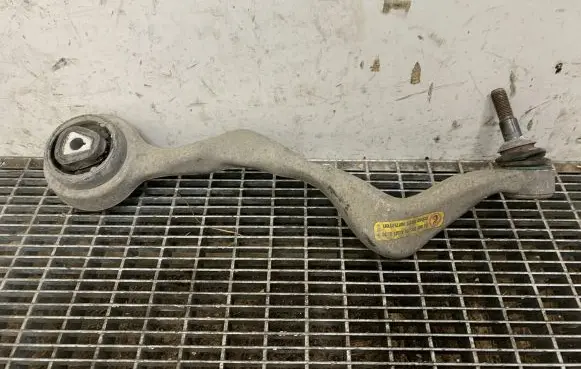BMW 1 E82 E88 Front lower control arm/wishbone