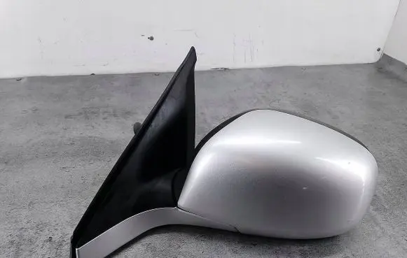 Front door electric wing mirror