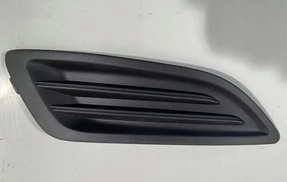 Ford Fiesta Front bumper lower grill C1BB15A222A