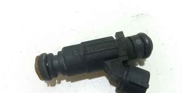 Audi A8 S8 D3 4E Fuel injector 079133551B 0280156180
