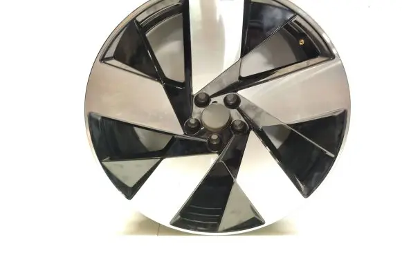 Volvo XC40 R20 alloy rim 32143629
