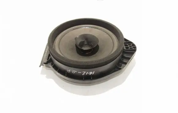 Opel Mokka X Rear door speaker 84248776