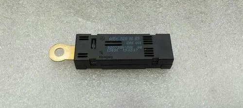 Mercedes-Benz A W176 Aerial antenna switch A1568200089