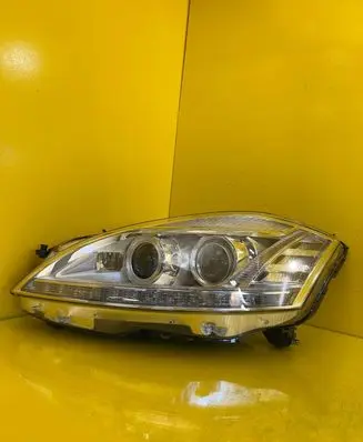 Mercedes-Benz S AMG W221 Headlight/headlamp A2218201339