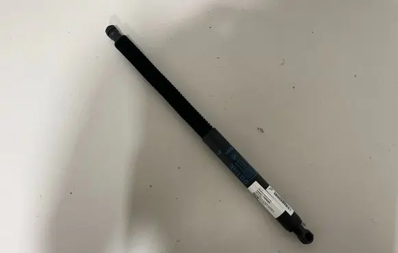 BMW X3 G01 Tailgate/trunk strut/damper 7497482
