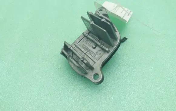 Volkswagen Golf VIII Headlight ballast module Xenon 90157099