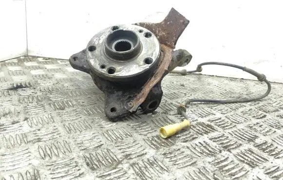 Renault Espace III Front wheel hub
