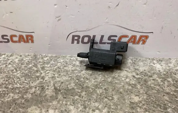 BMW X5 E53 Turbo solenoid valve 72234100 1742712