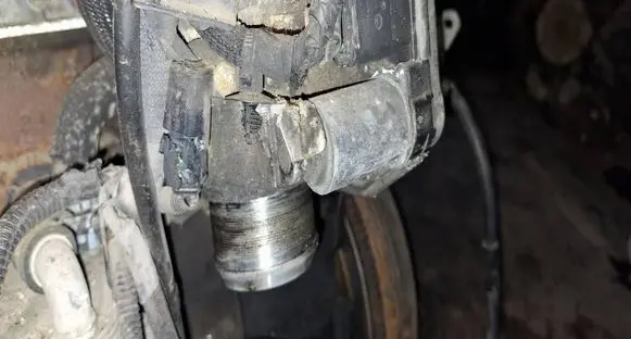 Peugeot 4007 Throttle valve 