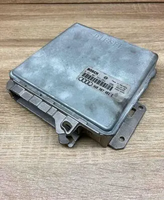 Audi A6 S6 C4 4A Engine control unit/module ECU 4A0907401E 0281001253