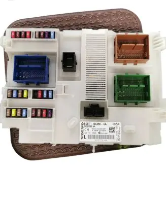 Volvo V60 Fuse module BG9T14C256GA 31327996AA 3659AF01125TP