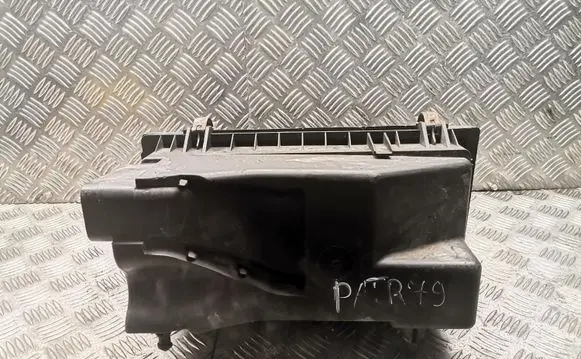 Jeep Patriot Air filter box 04891820ab