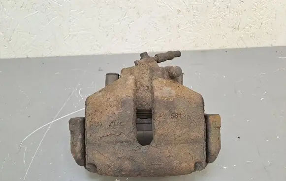 Front brake caliper