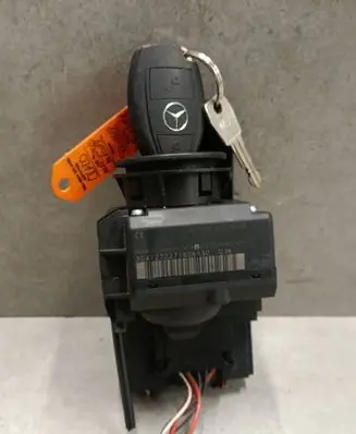 Mercedes-Benz Sprinter W906 Ignition lock A9069003403 3300307201 3041272271806130