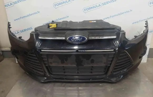 Ford Focus Front bumper BM5117757A