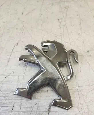 Peugeot 5008 Manufacturer badge logo/emblem