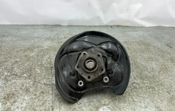 Audi Q7 4M Rear wheel hub 4M0505432P 1651132LN0684