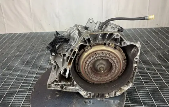 Nissan Qashqai Automatic gearbox 320105762R DC015 A2C30743003