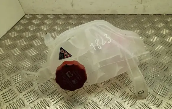 Mercedes-Benz EQE v295 Coolant expansion tank/reservoir A2975000900