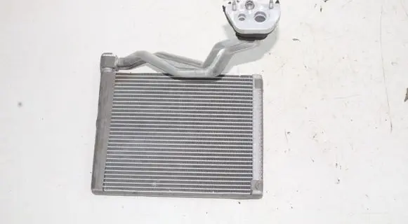 Tesla Model Y Heater blower radiator 