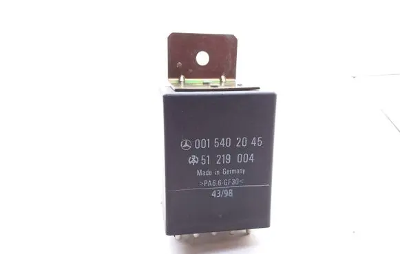 Mercedes-Benz Vito Viano W638 Other relay 0015402045 51219004