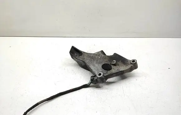 BMW 3 E90 E91 Engine mounting bracket 6775041 22116775041