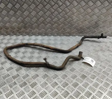Land Rover Defender Engine coolant pipe/hose JHC000061