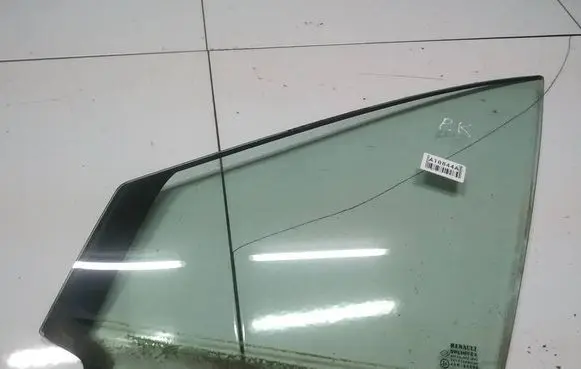 Renault Scenic II - Grand scenic II Front door vent window glass four-door as2