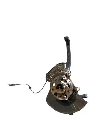 Mercedes-Benz E W211 Front wheel hub