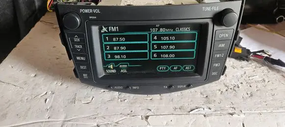 Toyota RAV 4 (XA30) Radio/CD/DVD/GPS head unit 8612042240 B9004 CQXS0570A