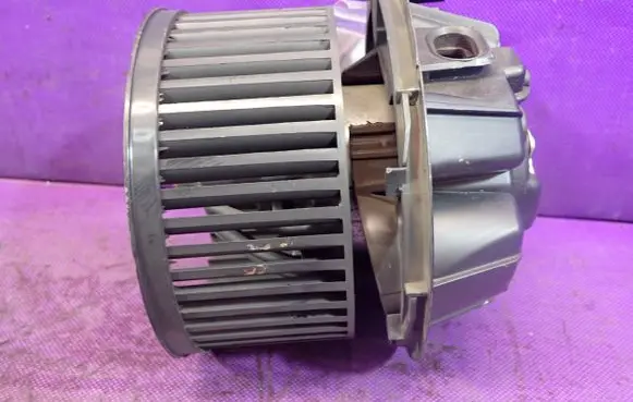 Renault Modus Heater fan/blower 030958D