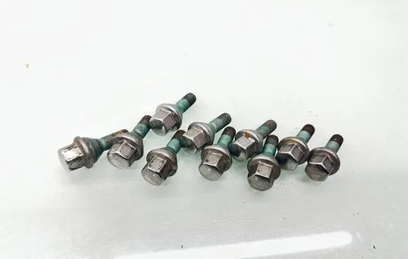 Jeep Compass Nuts/bolts 