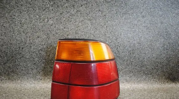 BMW 5 E34 Rear/tail lights 3374ULO 08280